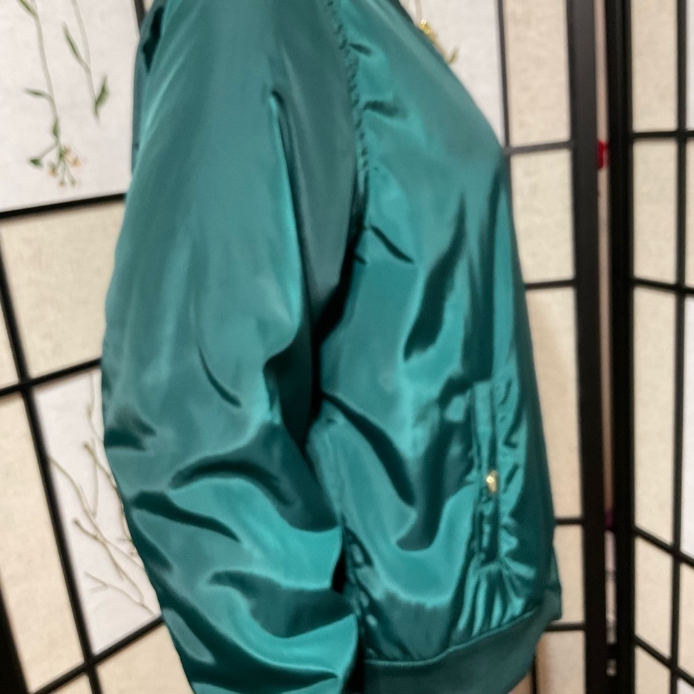 IMAN Windbreaker with Animal Print Lining - Picture 3 of 6